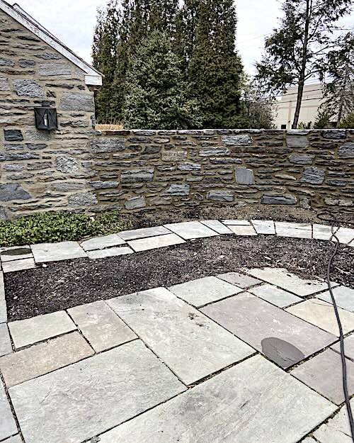 Picture of a stone wall