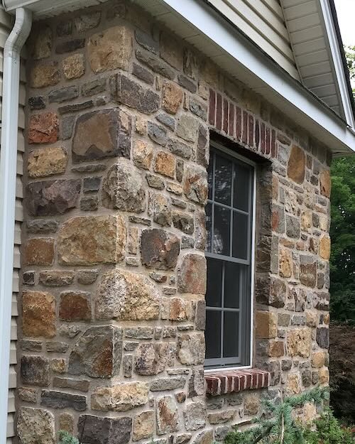 Picture of stonework on a house
